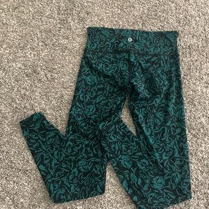 patterned lululemon leggings